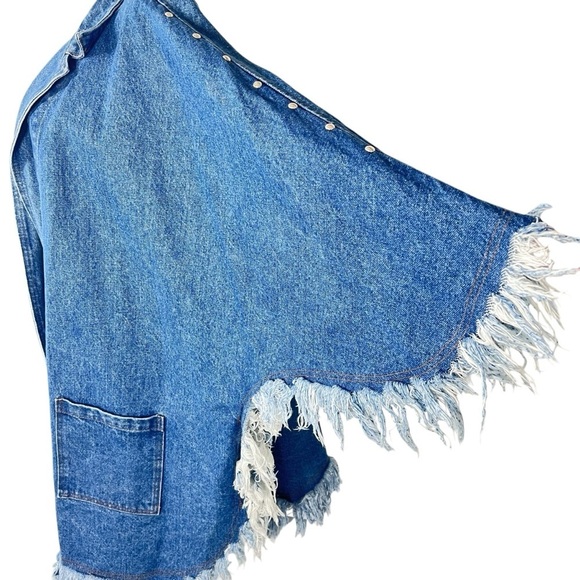 VTG CELE'S COLLECTION Silver Stud Denim Fringe Poncho Jacket Women's Size L - Picture 8 of 16